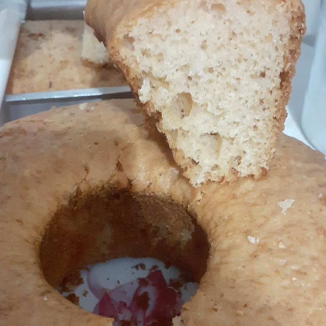 Bolo de farinha de trigo simples