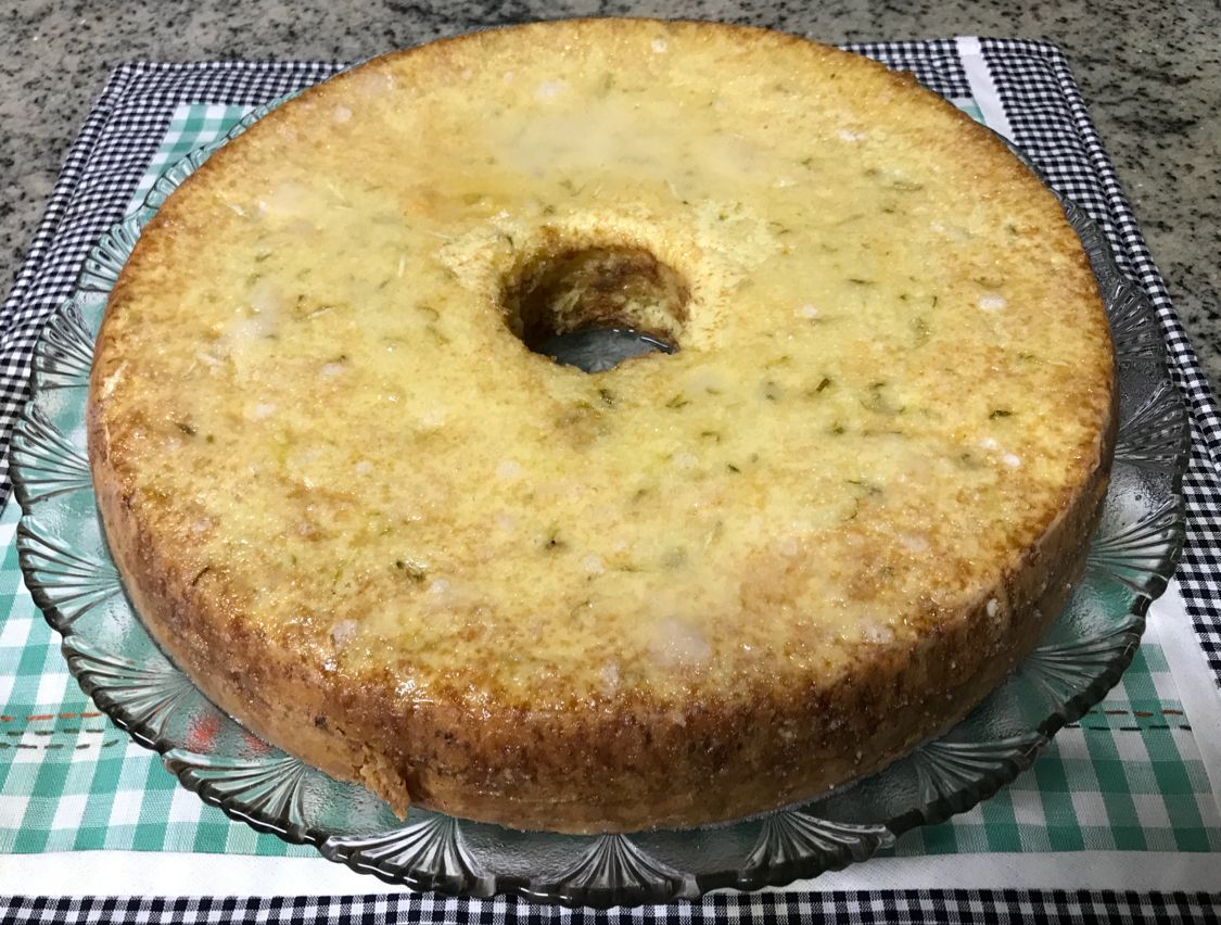 Bolo de limão do Lúcio Cezar