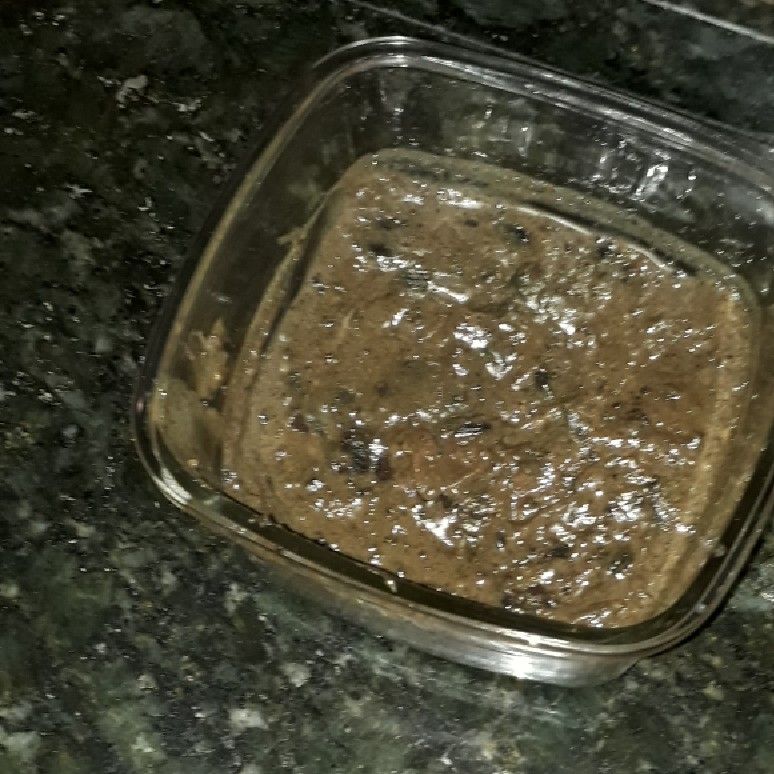 Brigadeiro de biscoito de chocolate com recheio de baunilha