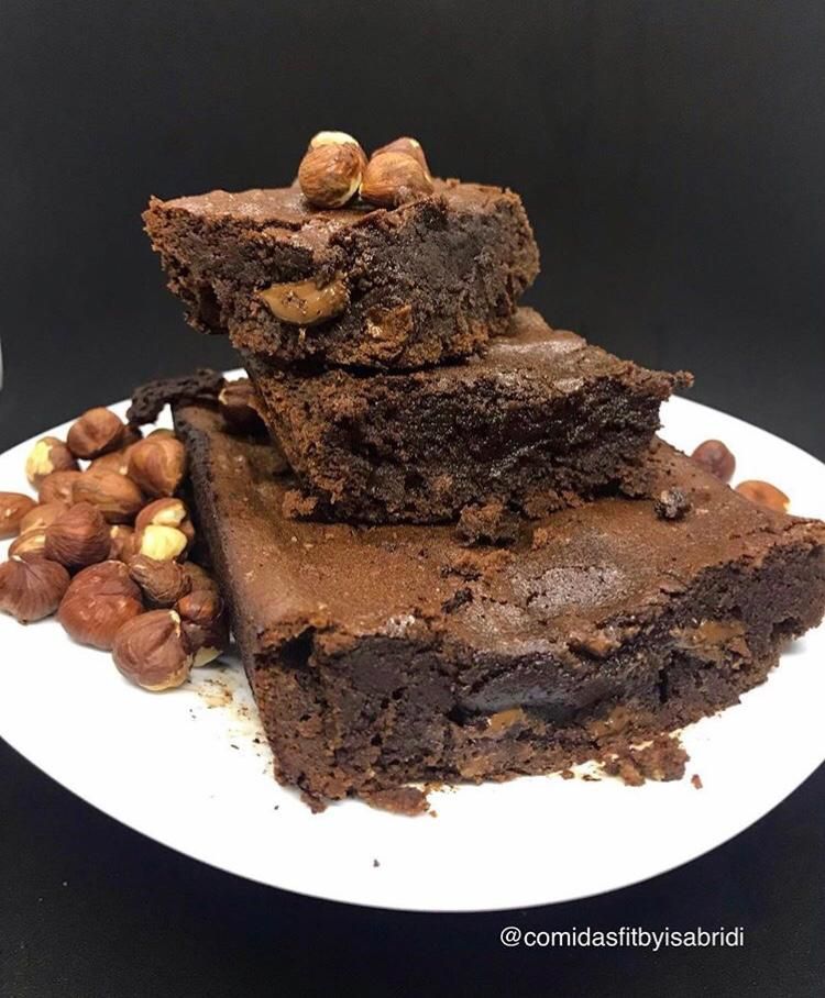 Brownie de avelã fit