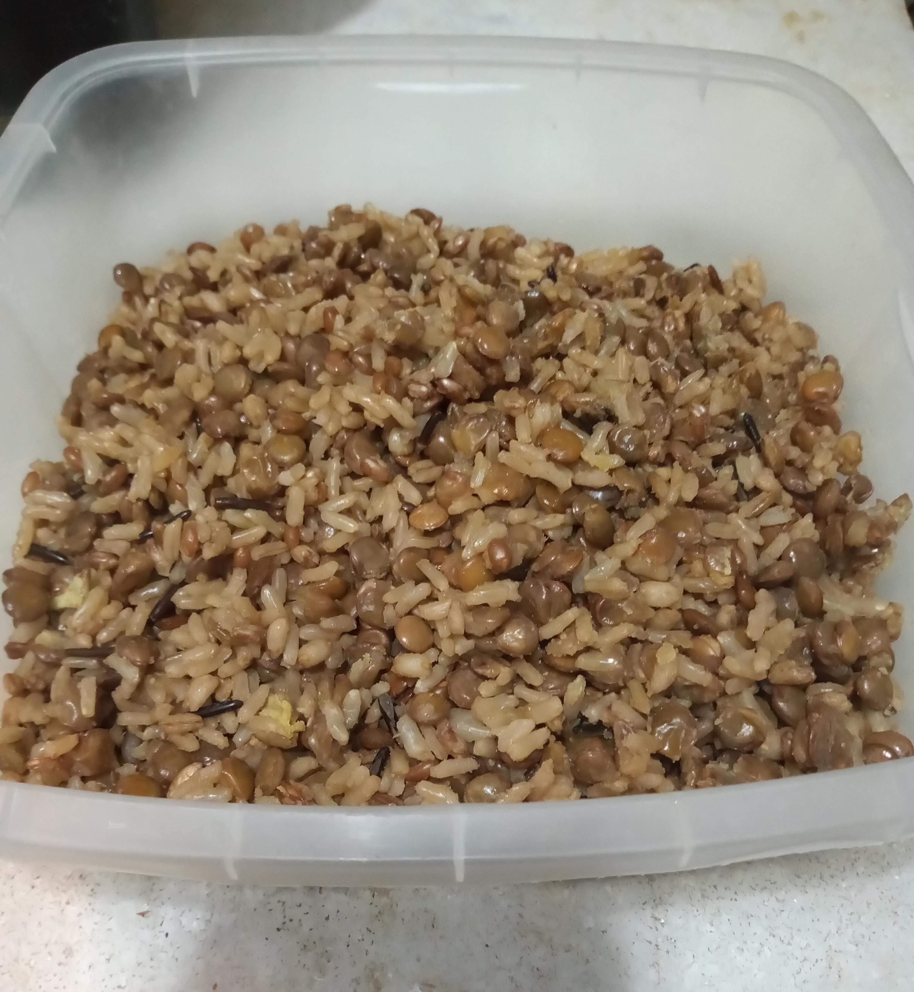 Mjadra de arroz 7 cereais na panela de pressão elétrica