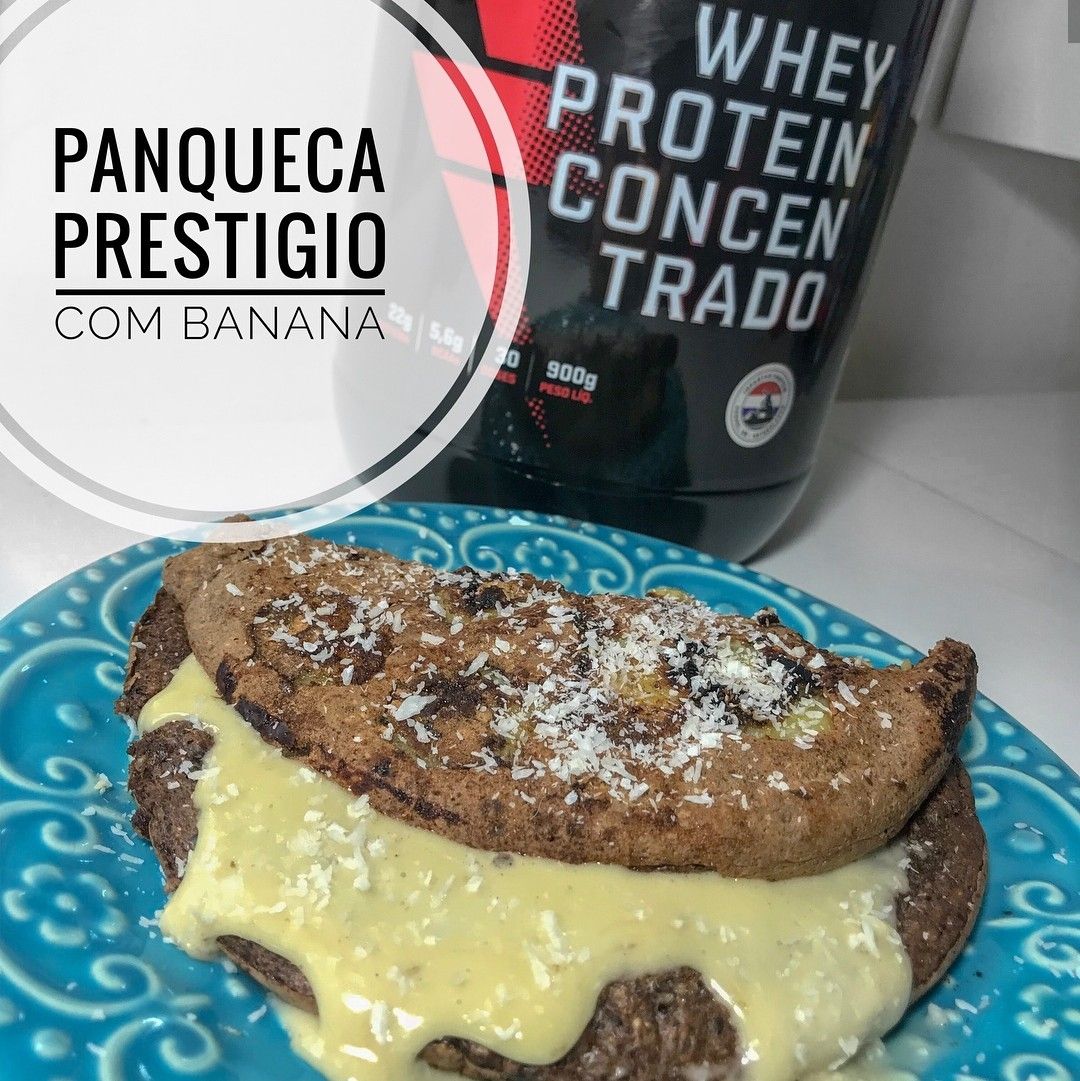 Panqueca prestígio com banana da mércia
