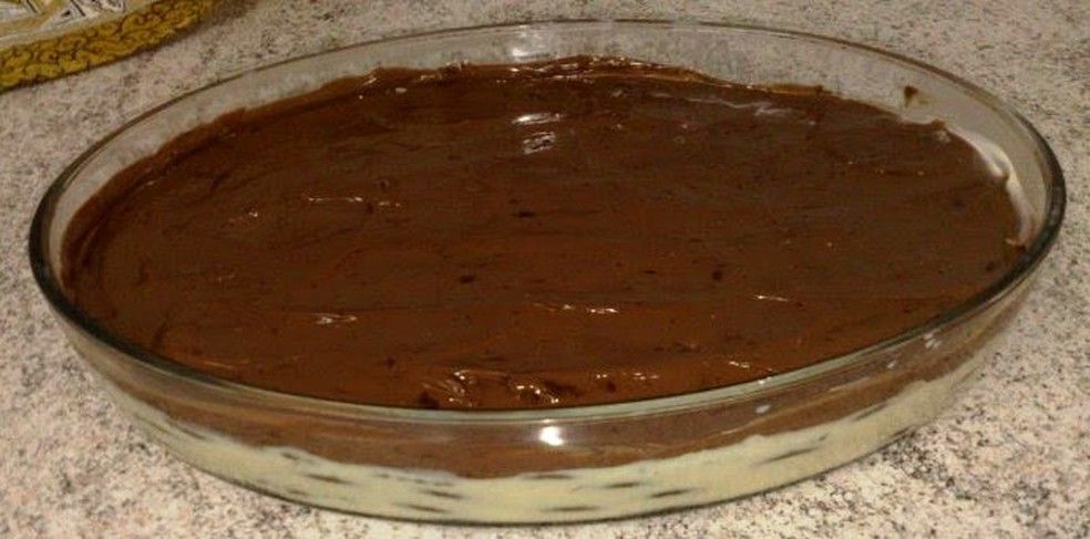Torta de bolacha de chocolate e nata