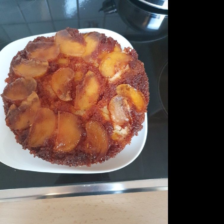 Torta de maçã caramelizada