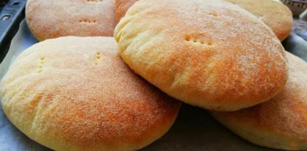 Nunca mais comprei pão desde que comecei a fazer esta receita! É tão bom que os vizinhos querem que eu venda para eles!…