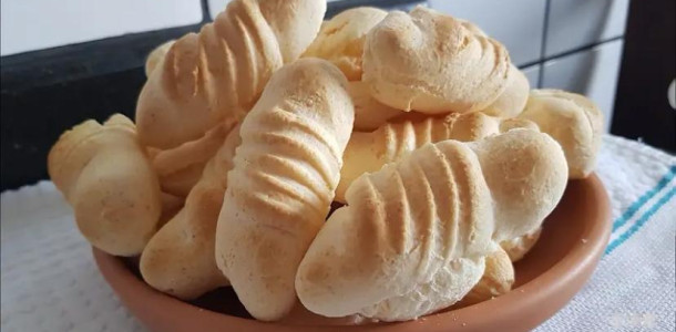 Biscoito de queijo de liquidificador! Sem farinha de trigo! Uma delícia que estava no livro de receitas da minha avó!