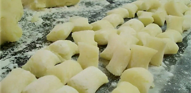 Nhoque de batata de restaurante italiano o chef me ensinou essa receita deliciosa e que derrete na boca