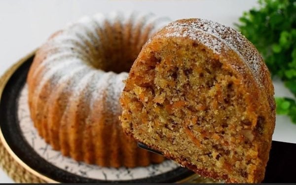 Torta de cenoura e nozes: a combinação perfeita de doçura e crocância!